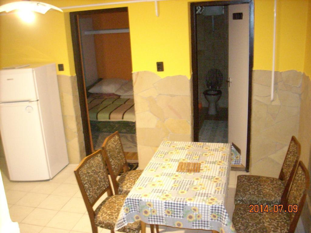 Kelemen Apartmanok Abádszalók Dış mekan fotoğraf